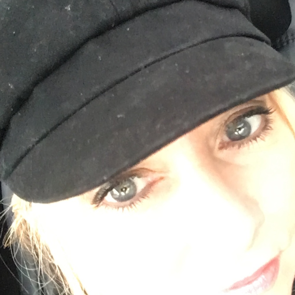 Meet your Posher, Sherry